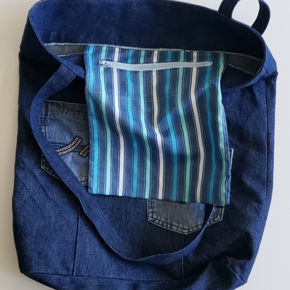 JEANS BLANKET - Picture 6 of 6